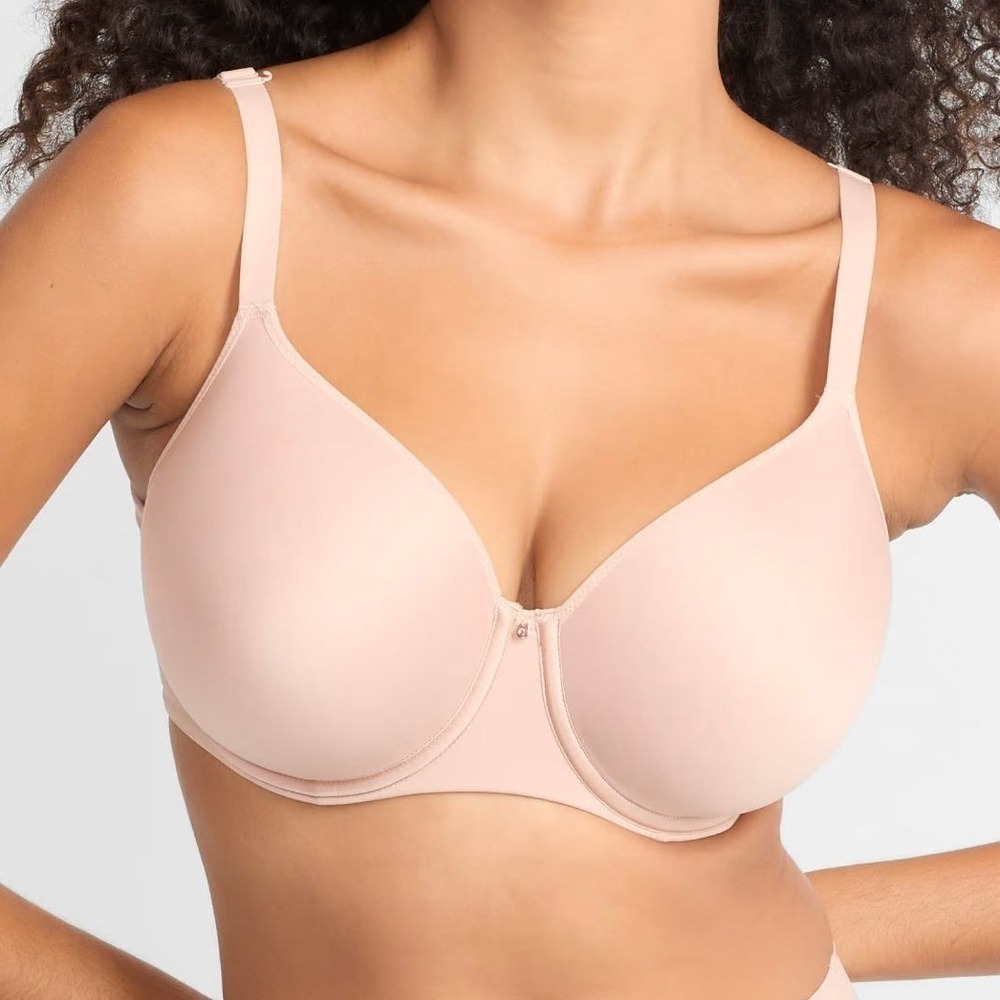 Chantelle 38H Bra Comfort Chic Back Smoothing T-Shirt Underwire Seamless 18J6